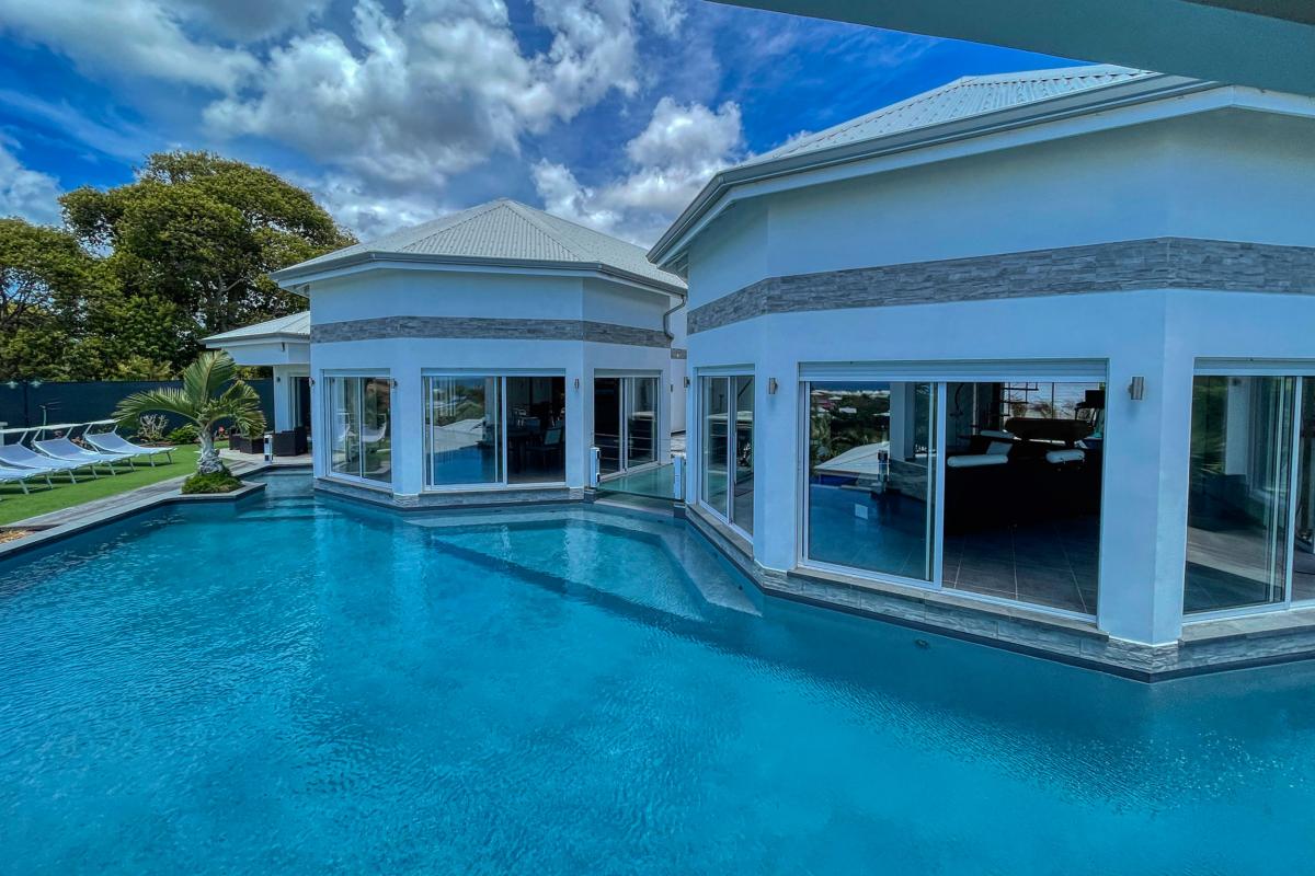 Location villa Guadeloupe Saint François - Villa 5 chambres pour 14 personnes - piscine et vue mer (6)